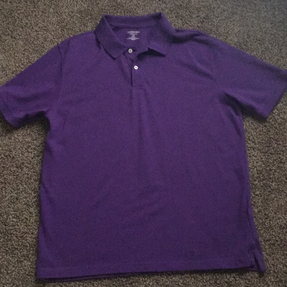 Men’s polo top